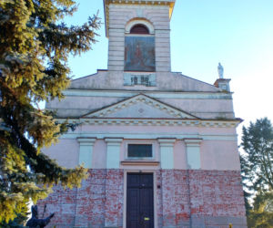 To jedno z najciekawszych miast w województwie łódzkim. W PRL-u stało się polską stolicą cebuli