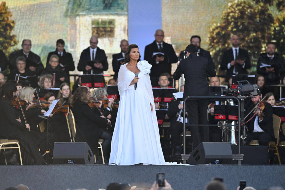 Edyta Górniak podczas koncertu "Symfonia Miłosierdzia"