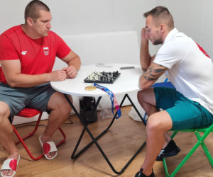 Wojciech Nowicki grał w szachy z Marcinem Krukowskim