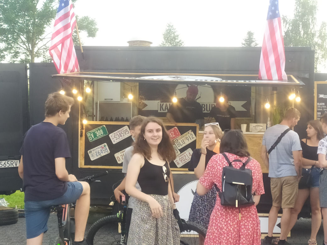 foodtracki na Bulwarach nad Sołą