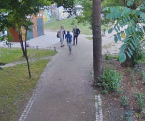 Gang młodocianych wandali zdemolował park miejski
