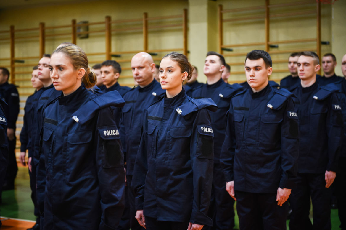 Ślubowanie nowych policjantów w Łodzi