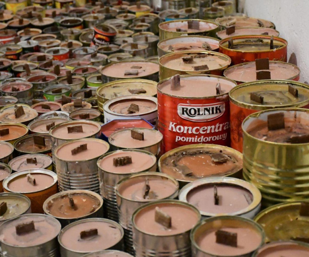 Bydgoszczanie robią świece dla żołnierzy ukraińskich. Dają ciepło w okopach Będziemy to robić tak długo, jak długo potrwa wojna 