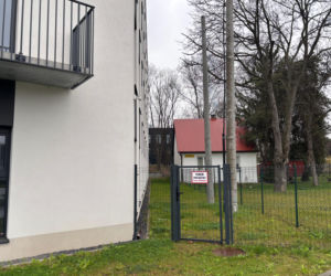 Dom przy ul. Jutrzenka 4 w Krakowie i sąsiedni akademik