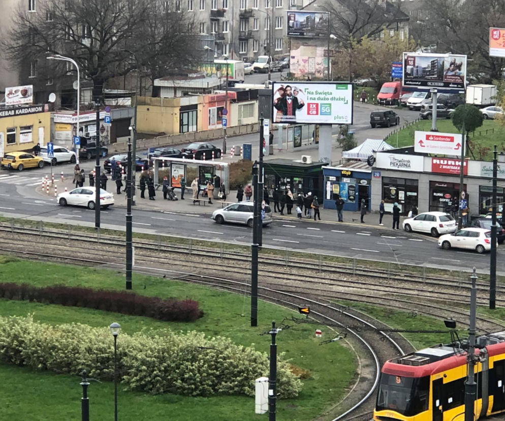 Wzruszający apel poruszył serca warszawiaków. TŁUMY na Rondzie Wiatraczna