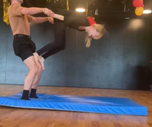 Izabella Miko, Albert Kosiński