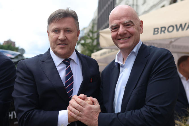 Cezary Kulesza wita Gianniego Infantino