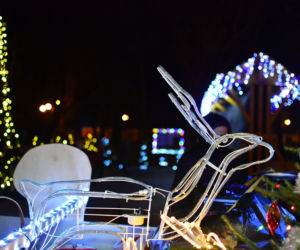 Iluminacje świąteczne w Ćmielowie