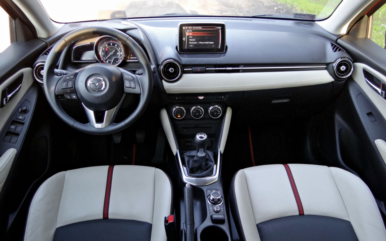 Mazda 2, wersja wyposażenia SkyPASSION