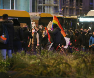 Rozróba na rondzie Dmowskiego