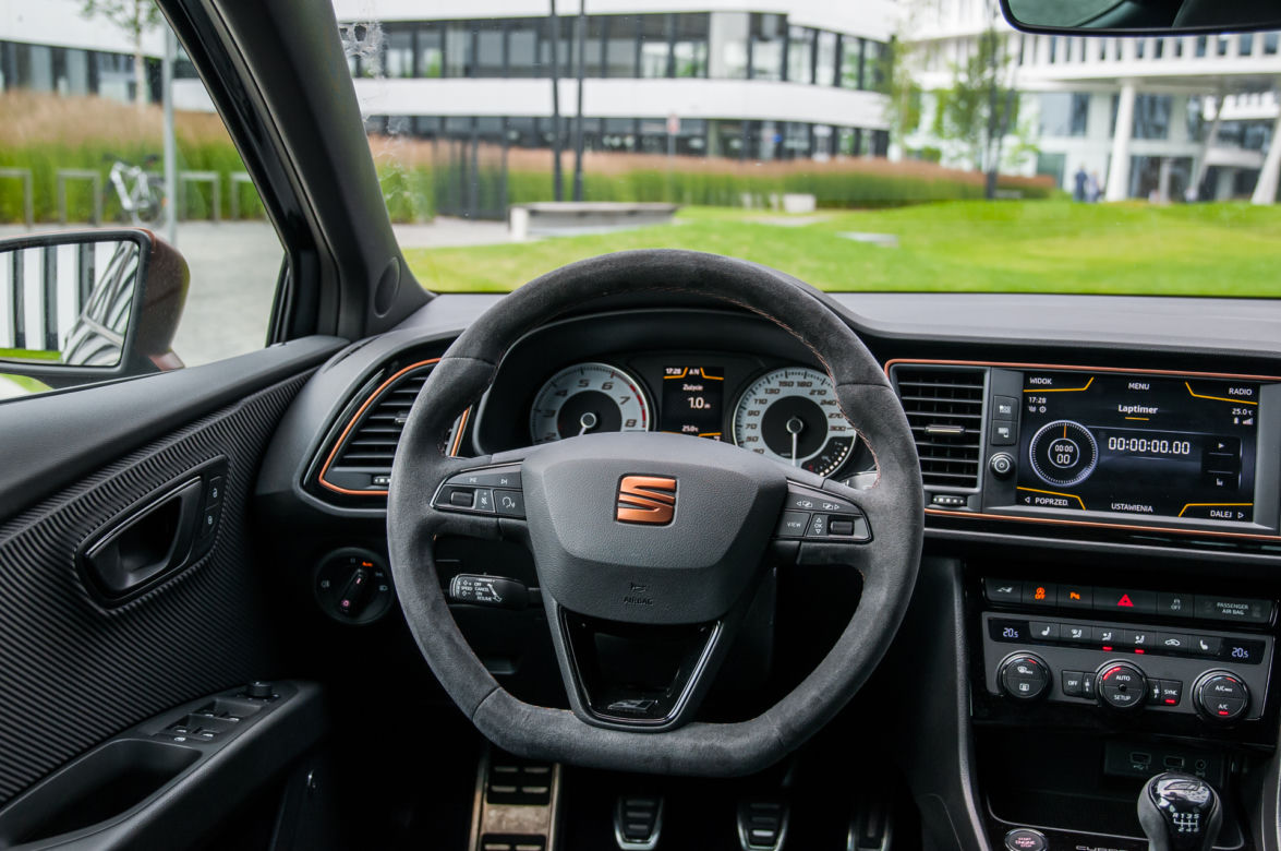 Seat Leon Cupra R 2.0 TSI 310 KM 6MT