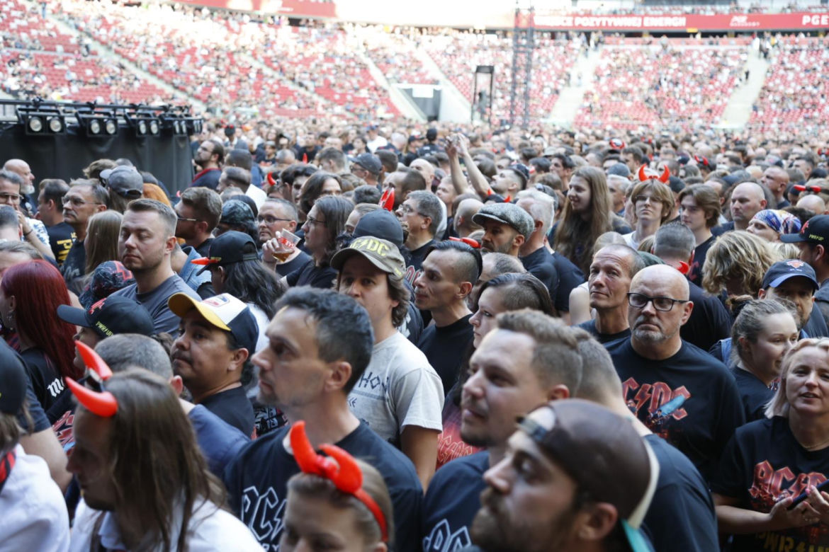 Koncert AC/DC w Warszawie (4.07.2025) - część pierwsza. Organizatorem koncertu jest Live Nation