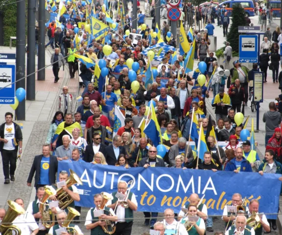 Po latach Senat mówi „tak” ustawie o języku śląskim