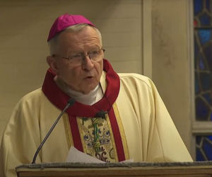 Ksiądz urządził ORGIĘ na ołtarzu! Arcybiskup SPALIŁ ołtarz podczas EGZORCYZMÓW