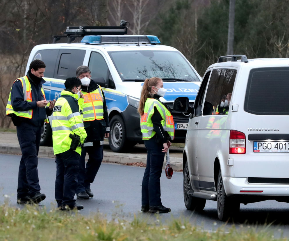 Obostrzenia i kwarantanna dla wjeżdżających do Polski