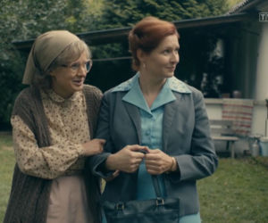 Stulecie Winnych 4, odc. 41: Andzia (Barbara Wypych), Ania (Urszula Grabowska)