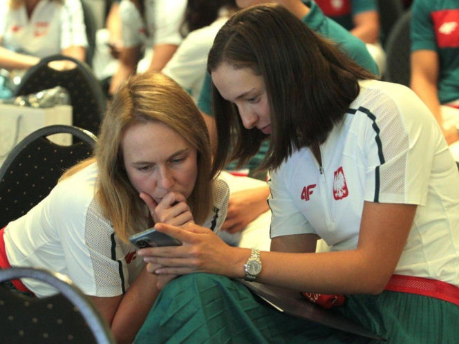 Iga Świątek i Daria Abramowicz