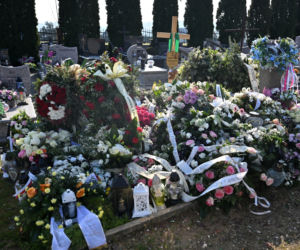 Morze kwiatów na grobie Jagody Gancarek. Tak wygląda tydzień po pogrzebie