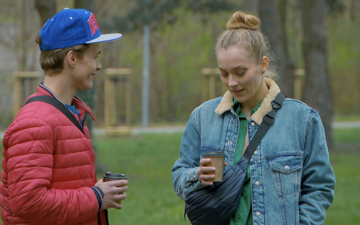 Barwy szczęścia, odcinek 2704: Biniu (Adam Stępnicki), Renata (Anna Mrozowska)