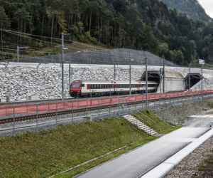 Tunel kolejowy Świętego Gotarda