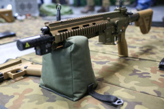 Otwarcie wirtualnej strzelnicy na Woli