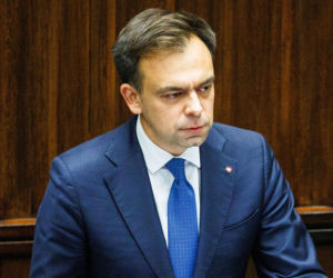 ​Domański sonduje porozumienie z NBP. W grze nominacje i miliardy dla budżetu. 