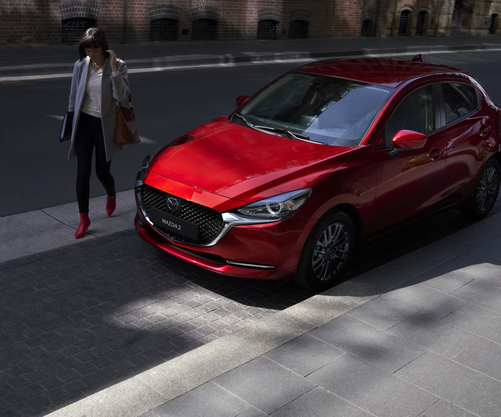 Mazda 2 lifting 2020