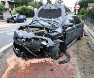 52-latka wjechała skrzyżowanie na CZERWONYM ŚWIETLE! Poważny wypadek koło Konina 