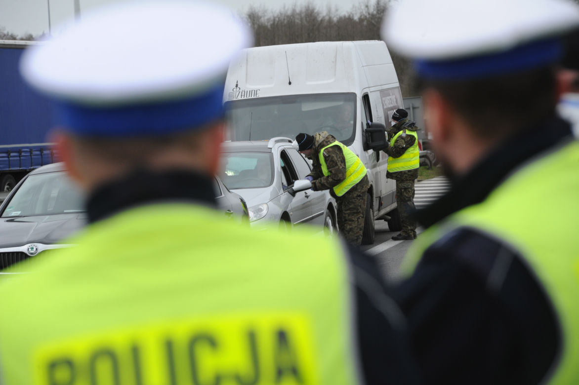 Kontrole graniczne na przejściu w Kołbaskowie