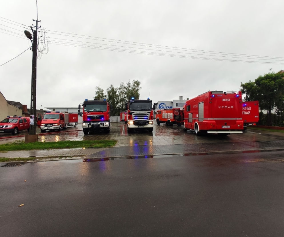 Wyciek gazu w zakładzie produkcyjnym koło Gniezna! Potrzebna ewakuacja 