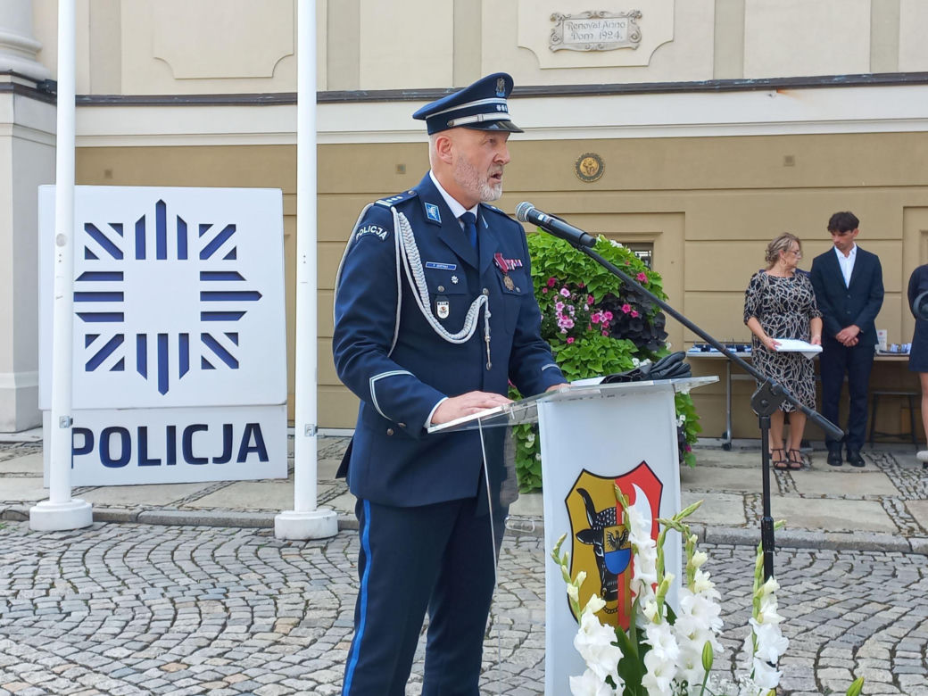 Trwają obchody Święta Policji w Lesznie. Świętują policjanci i policjantki