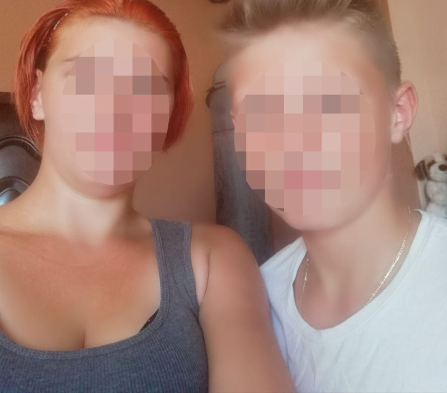  Mieszkańcy osiedla gdzie doszło do morderstwa trójki dzieci boja się o swoje życie. Morderca ich nawiedza.