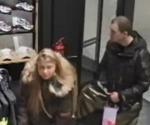Ukradli w Focus Mall Bydgoszcz ubrania warte 2 tysiące złotych. Poznajesz ich?