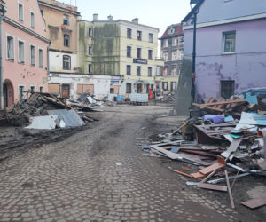 Pękła tama, fala zalała miasto. Dwa lata od koszmaru na Dolnym Śląsku. Dzieci płakały