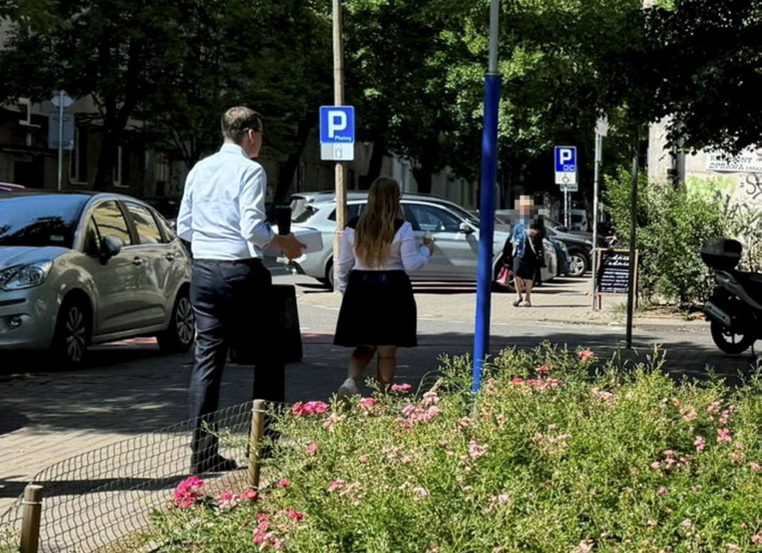 Mateusz Morawiecki zabrał córkę na lody
