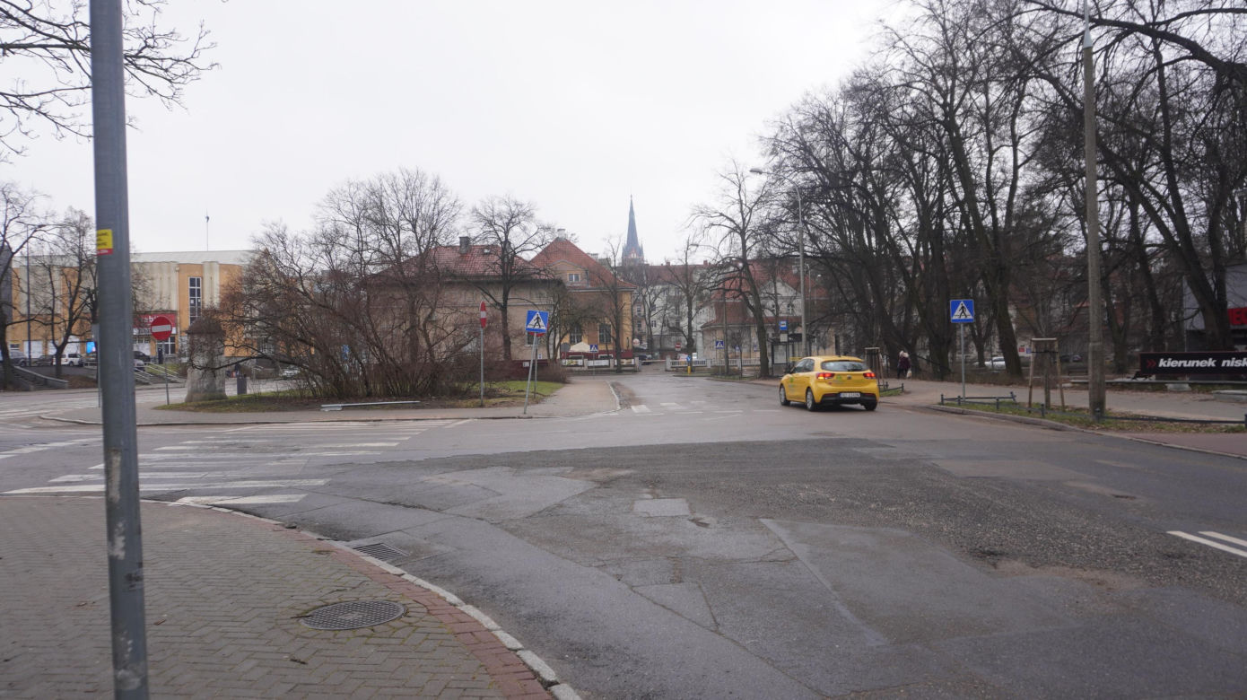 To jedyne prostokątne rondo w Europie. Znajduje się blisko centrum Olsztyna [ZDJĘCIA]