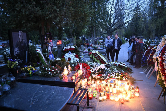Tak wygląda grób Jacka Magiery po pogrzebie