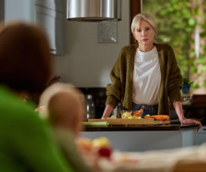 Na Wspólnej odc. 4132. Ania (Sonia Mietielica), Ewa (Ewa Gawryluk), Jaś (Kazio Wierzbicki)