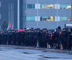 Stewardesa przeżyła katastrofę lotniczą. Ujawniono jej obrażenia