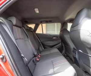 Toyota Corolla TS Kombi GR Sport 2.0 Hybrid 180 KM e-CVT 