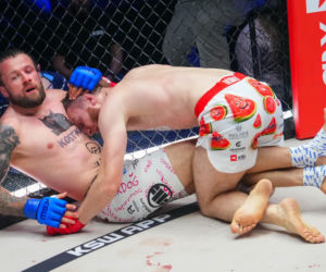 XTB KSW 121. Potężny cios w krocze, trybuny zamarły!