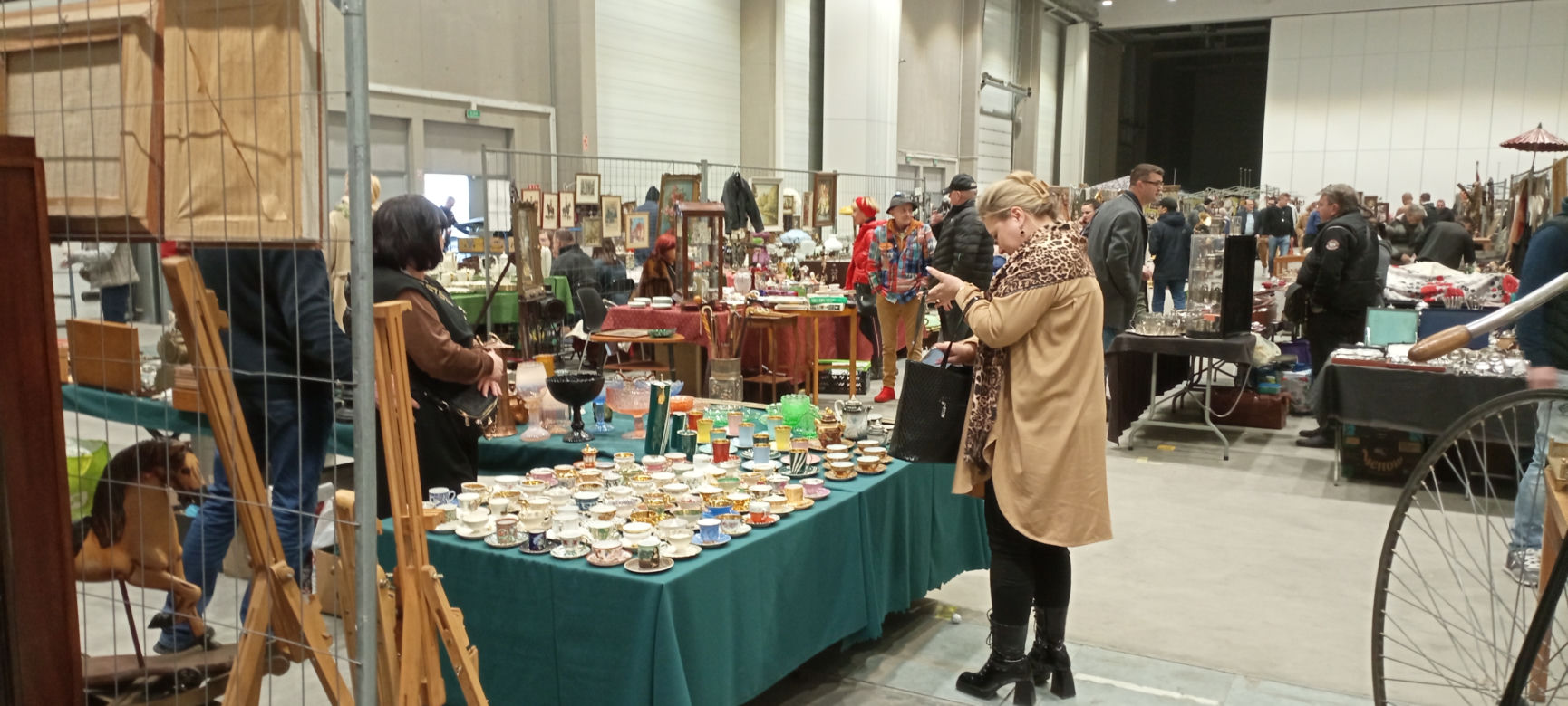 Giełda staroci w łódzkim Expo