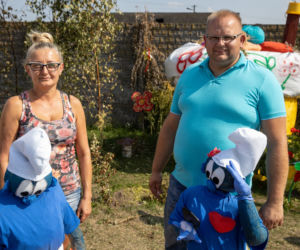 Oddajcie nam smerfa Farmera