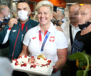 Polscy olimpijczycy wrócili do ojczyzny! Wzruszające sceny na Okęciu