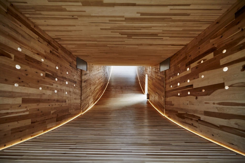 Instalacja „The Smile” projektu Alison Brooks