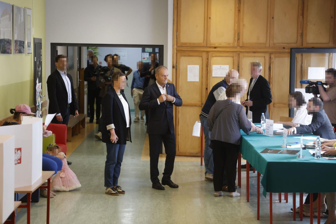 Wybory do Parlamentu Europejskiego. Premier Donald Tusk zagłosował w lokalu wyborczym w Szkole Podstawowej nr 12 przy ul. Górnośląskiej
