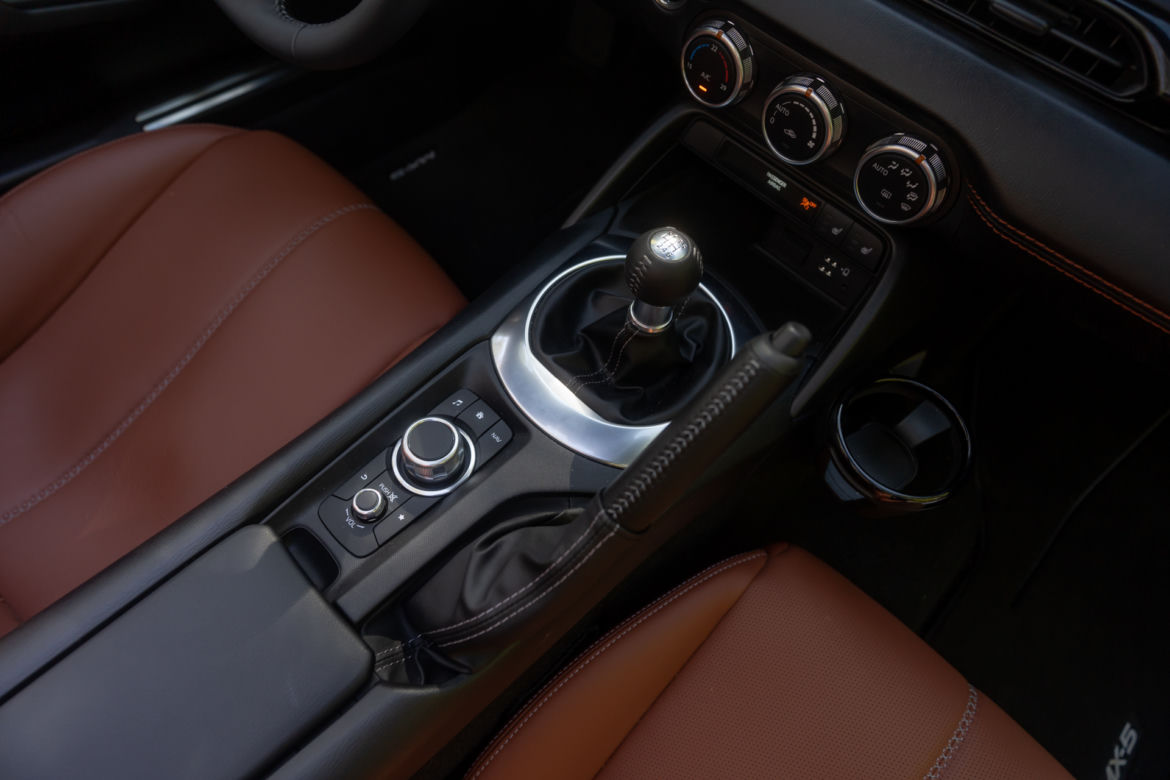 Mazda MX-5 2.0 Skyactiv-G 184 KM 6MT iELOOP Skyfreedom
