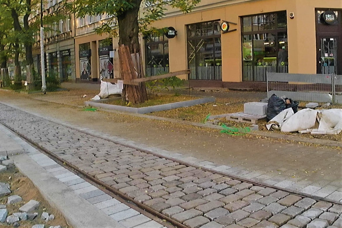 Tory tramwajowe wracają na aleję Wojska Polskiego. Będą przypominać o historii głównej ulicy szczecińskiego Śródmieścia