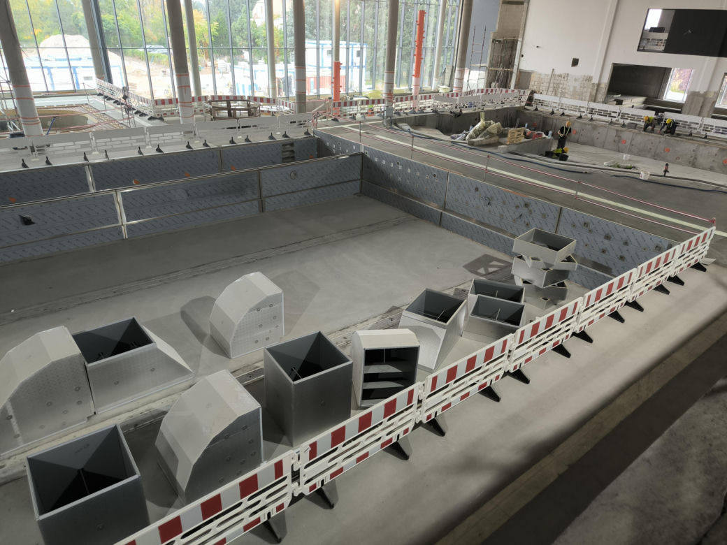 Modernizacja Pływalni Akwawit w Lesznie stan na październik 2026