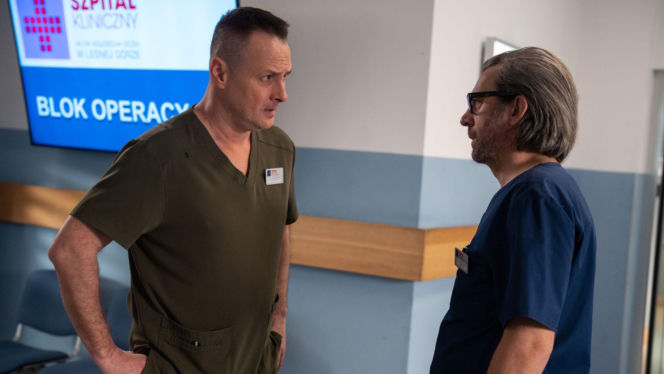 Na dobre i na złe odc. 988. Aleś Zagajewski (Paweł Małaszyński), Artur Bart (Piotr Głowacki)